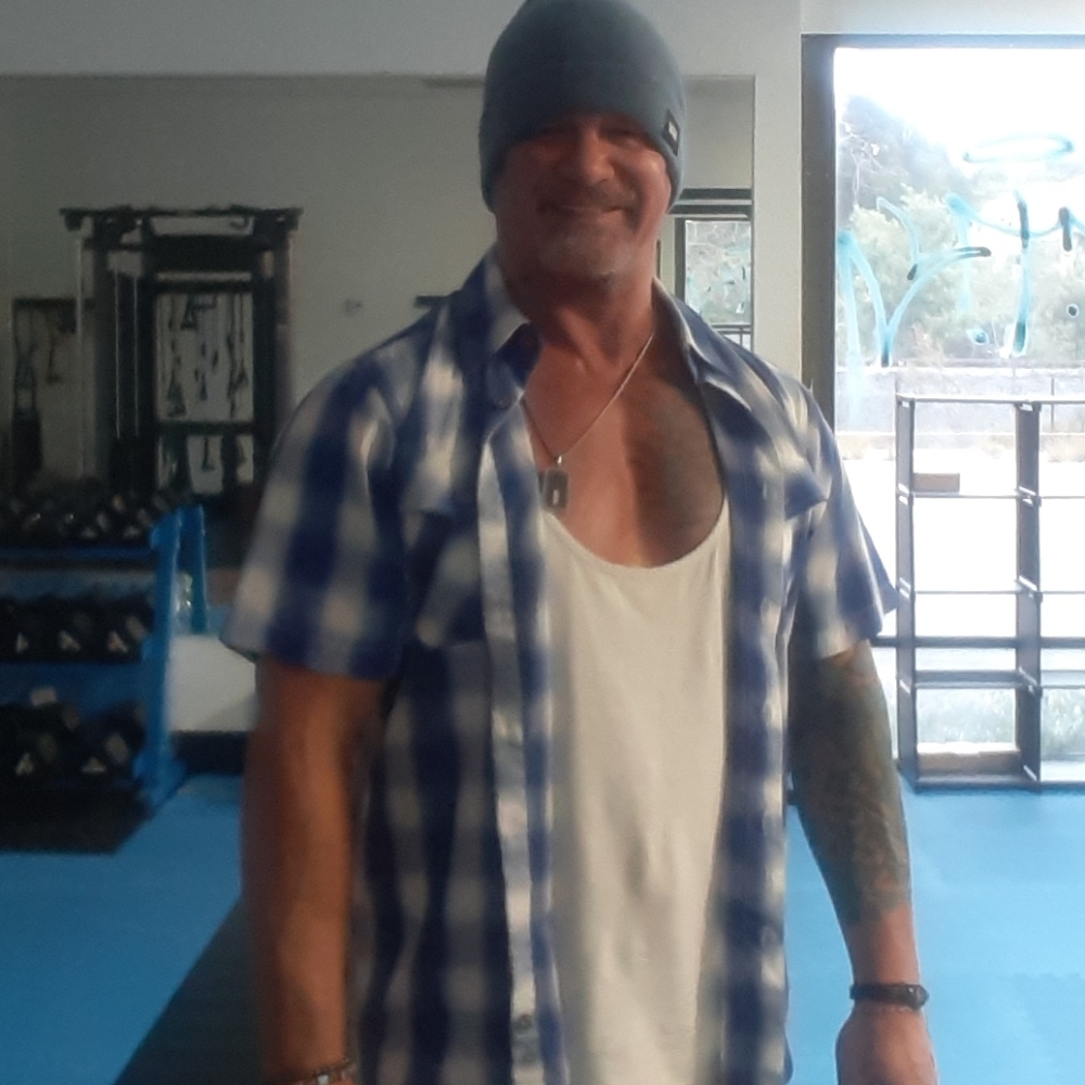 Meet your Posher, Thomas